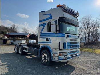 Hook lift SCANIA R144