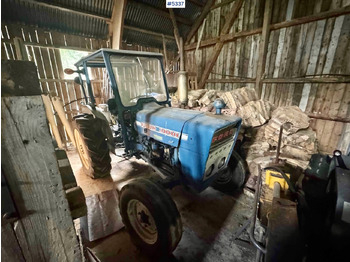 Traktor FORD