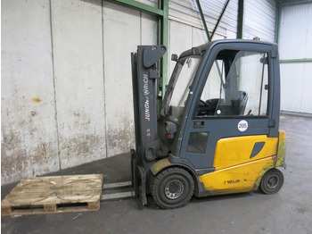 Forklift listrik JUNGHEINRICH EFG 425