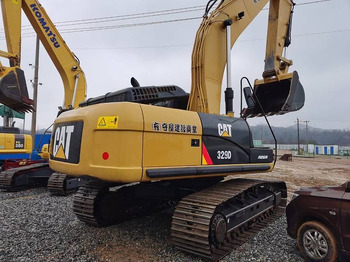 Ekskavator perayap CATERPILLAR 329D