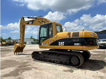 Ekskavator perayap CATERPILLAR 320CL