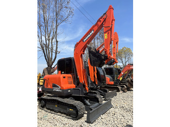 Ekskavator mini DOOSAN DX60