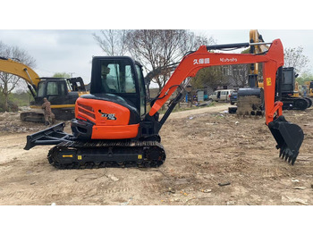 Ekskavator perayap KUBOTA