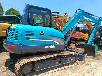 Ekskavator perayap SUNWARD