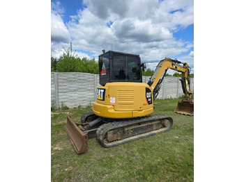 Ekskavator perayap CATERPILLAR