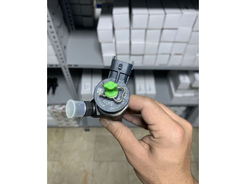 Injektor untuk Mobil baru Bosch 2010-2020 0445110569 for Bosch 2010-2020 car: gambar 2 Injektor untuk Mobil baru Bosch 2010-2020 0445110569 for Bosch 2010-2020 car: gambar 2