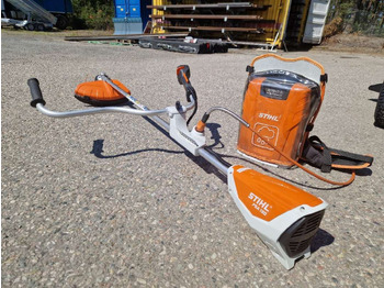 Leasing STIHL FSA 130 med AR 3000 ryggsekkbatteri – kraftig og stillegående profftrimmer STIHL FSA 130 med AR 3000 ryggsekkbatteri – kraftig og stillegående profftrimmer: gambar 1 Leasing STIHL FSA 130 med AR 3000 ryggsekkbatteri – kraftig og stillegående profftrimmer STIHL FSA 130 med AR 3000 ryggsekkbatteri – kraftig og stillegående profftrimmer: gambar 1