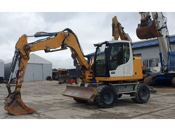 Ekskavator roda LIEBHERR A 910