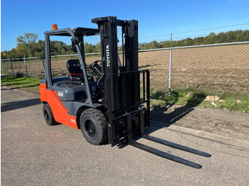 Forklift diesel baru Toyota 8 FD F 25 | 2022: gambar 5