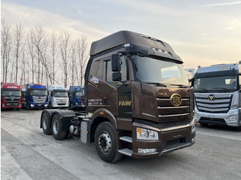 Tractor head FAW J6P: gambar 3