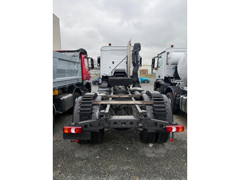 Truk sasis Mercedes-Benz Arocs 1836 A: gambar 3 Truk sasis Mercedes-Benz Arocs 1836 A: gambar 3