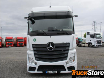 Tractor head MERCEDES-BENZ Actros 1845