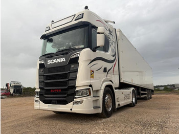 Tractor head SCANIA S 580