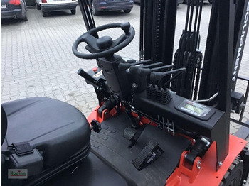 Forklift listrik EP Equipment EFL 252: gambar 5 Forklift listrik EP Equipment EFL 252: gambar 5