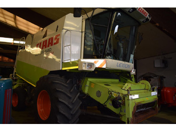 Pemanen gabungan CLAAS Lexion 440