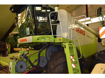 Leasing CLAAS Lexion 570 *3-D* *4x4* CLAAS Lexion 570 *3-D* *4x4*: gambar 2 Leasing CLAAS Lexion 570 *3-D* *4x4* CLAAS Lexion 570 *3-D* *4x4*: gambar 2