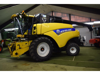 Pemanen gabungan NEW HOLLAND CR9090