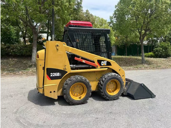 Skid steer CATERPILLAR 226B3