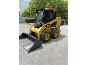Skid steer CATERPILLAR 226B3