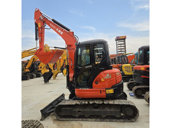 Ekskavator mini KUBOTA
