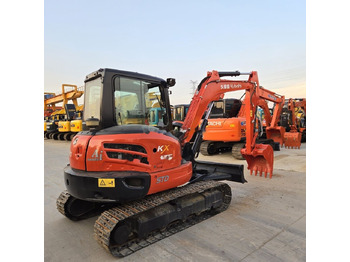 Ekskavator mini KUBOTA