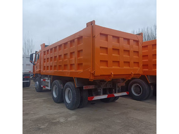 Truk jungkit SINOTRUK HOHAN 6x4: gambar 4