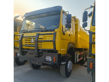 Truk jungkit SINOTRUK HOWO