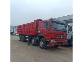 Truk jungkit SINOTRUK HOWO