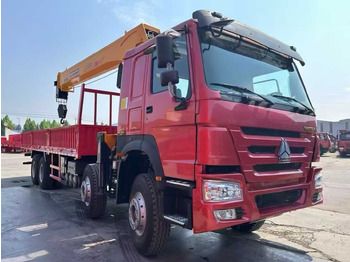 Truk derek SINOTRUK HOWO