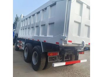 Truk jungkit Sinotruk Howo 6*4: gambar 3