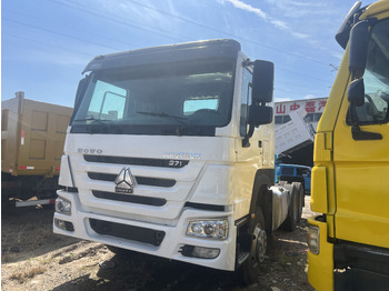 Tractor head SINOTRUK HOWO trailer head: gambar 3