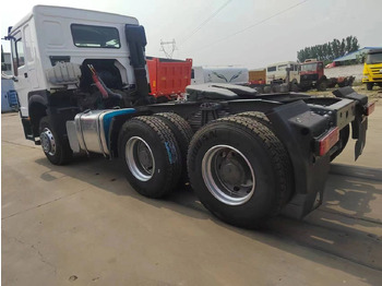 Tractor head Sinotruk Howo 420: gambar 5