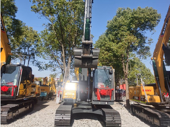 Ekskavator perayap VOLVO EC140DL