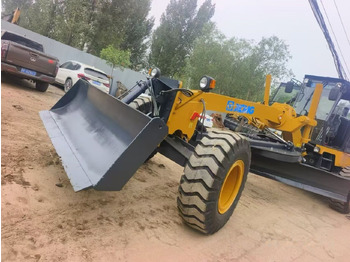Grader XCMG GR1803: gambar 2