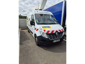 Platform udara yang dipasang di truk RENAULT Master