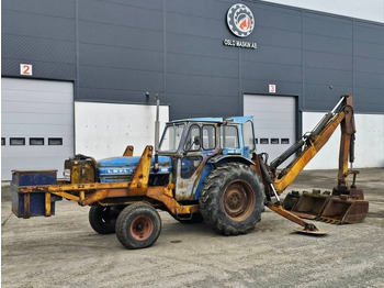 Backhoe loader