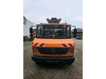 Truk flatbed Mercedes-Benz Vario 613D Bluetec 5 Pritsche Doka LKW: gambar 4