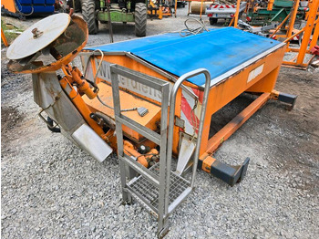 Penyebar pasir/ Garam UNIMOG