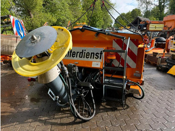 Penyebar pasir/ Garam Salzstreuer Küpper-Weisser 2,7m3 IMS IMSSL F25027 HFS für Unimog UGN UGE 424 427 405 U300 U 300 400 500 MERCEDES-BENZ 218 219 318 323 423 427 327 430 429 430 435 Salzsilo Streuautomat Winterdienst: gambar 2