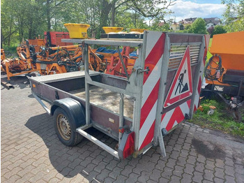 Trailer Sperrwand Sperrtafel Nissen Absperrtafel VZ616 Verkehrssicherung: gambar 2
