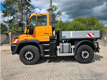 Truk bajak salju Unimog U429 NKS-F-UGE-42 Mercedes-Benz 405/10 405/12 UGE Mercedes-Benz U 318 323 327 423 427 429 430 EasyDrive Variopilot Mulag MKM 700 Böschungsmäher Böschungsmulcher Bucher Salzstreuer: gambar 3