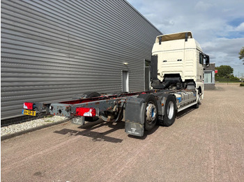 Truk sasis MAN TGX 26.400 / 6x2-2 LL / TUV - APK DECEMBER 2025 /: gambar 4