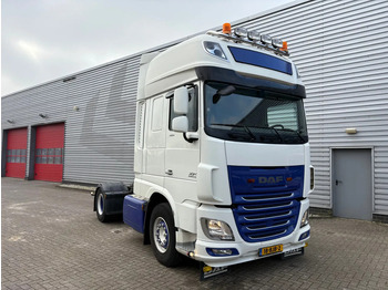 Tractor head DAF XF 460