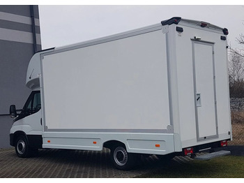 Camper Iveco DAILY KONTENER NISKOPODŁOGOWY 4,43x2,23x2,42 SKLEP BAR FOODTRUCK KAMPER KLIMA: gambar 3