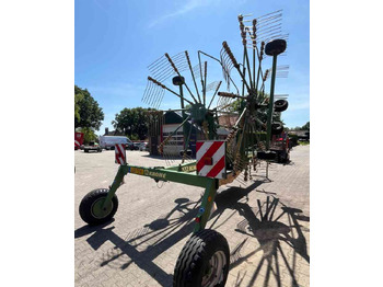 Tedder/ Menyapu Krone Swadro 900 zwadhark weidebouwmachines: gambar 4 Tedder/ Menyapu Krone Swadro 900 zwadhark weidebouwmachines: gambar 4