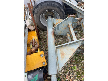 Derek menara berdiri sendiri LIEBHERR