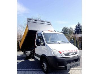 Van jungkit IVECO