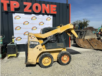 Skid steer Gehl 3840: gambar 3