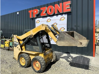 Skid steer Gehl 3840: gambar 5