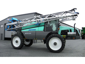 Penyemprot self-propelled Berthoud Raptor 4240 36 M, GPS Trimble Automatyczne wylaczanie sekcji, Nie Malowany, Stan Bardzo Dobry: gambar 4 Penyemprot self-propelled Berthoud Raptor 4240 36 M, GPS Trimble Automatyczne wylaczanie sekcji, Nie Malowany, Stan Bardzo Dobry: gambar 4